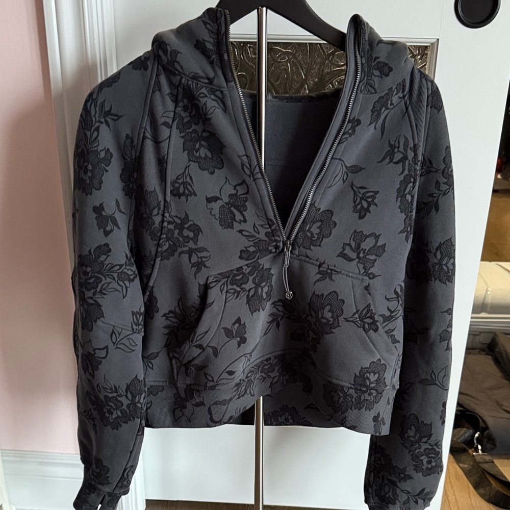 lululemon athletica Charcoal and Black Floral Half-Zip Hoodie